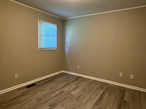 4585 Hartland Rd — Photo 14