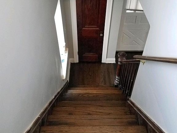 3rd image of 334 Orange St