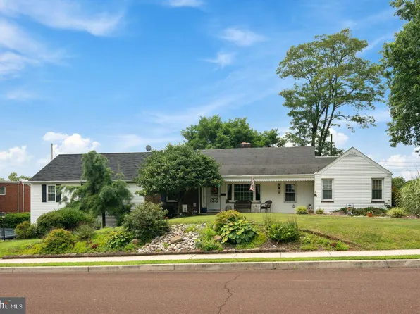 112 Sunnyhill Dr, Souderton, PA 18964