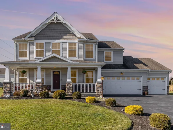 15 Waterford Ln #L-0103, Annville, PA 17003