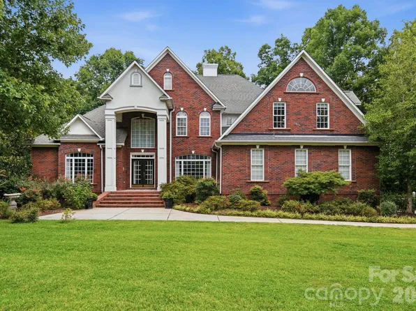 1220 Grun Augen Dr, Richburg, SC 29729