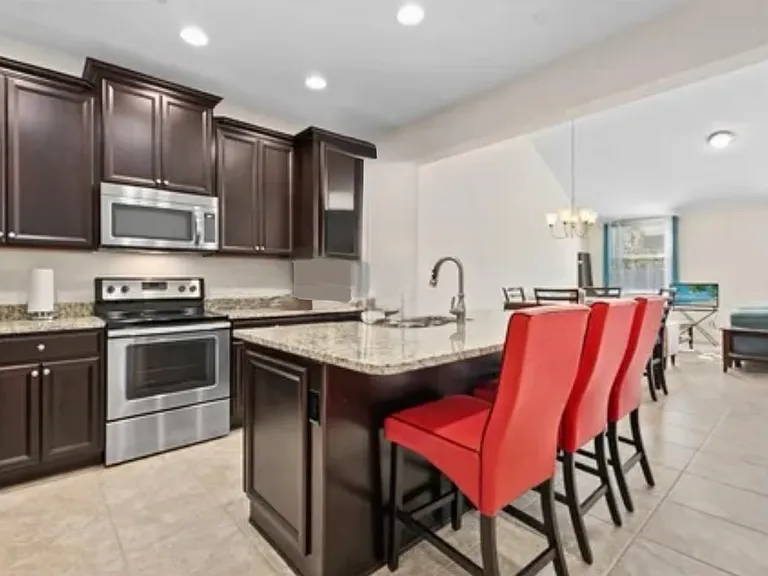 11811 Meadowgate Pl — Photo 3