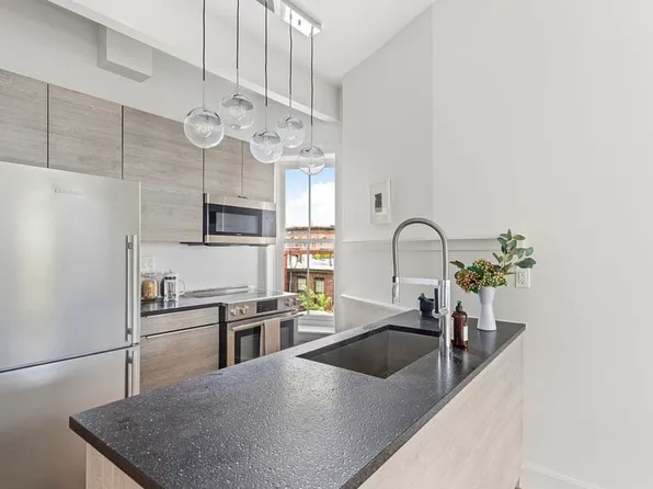 153 Chauncey Street image 1 of 12