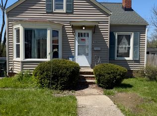 546 Helper Dr, Bedford, OH 44146