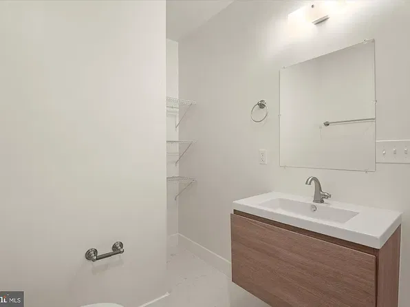 1940 3rd St NE #13, Washington, DC 20002
