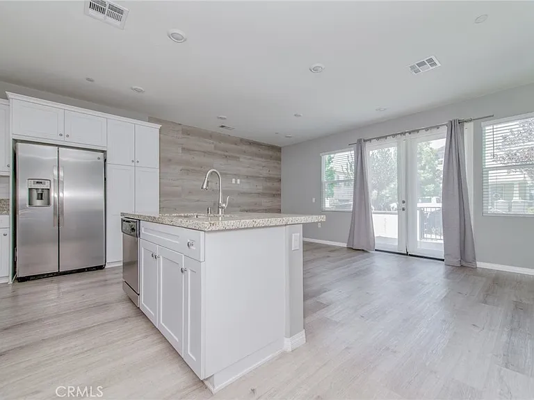16039 Voyager Ave — Photo 4