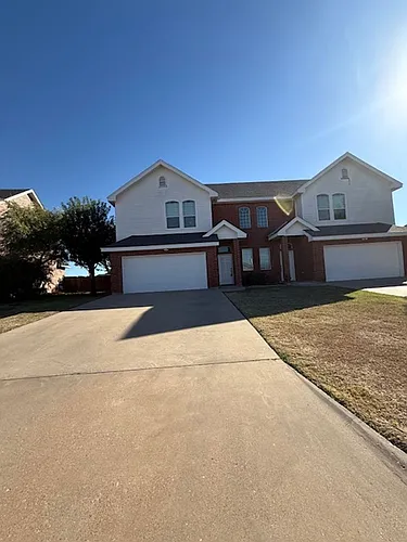 2319 Independence Blvd Photo 1