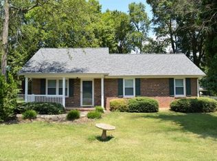 1903 Mill Ave, Eden, NC 27288