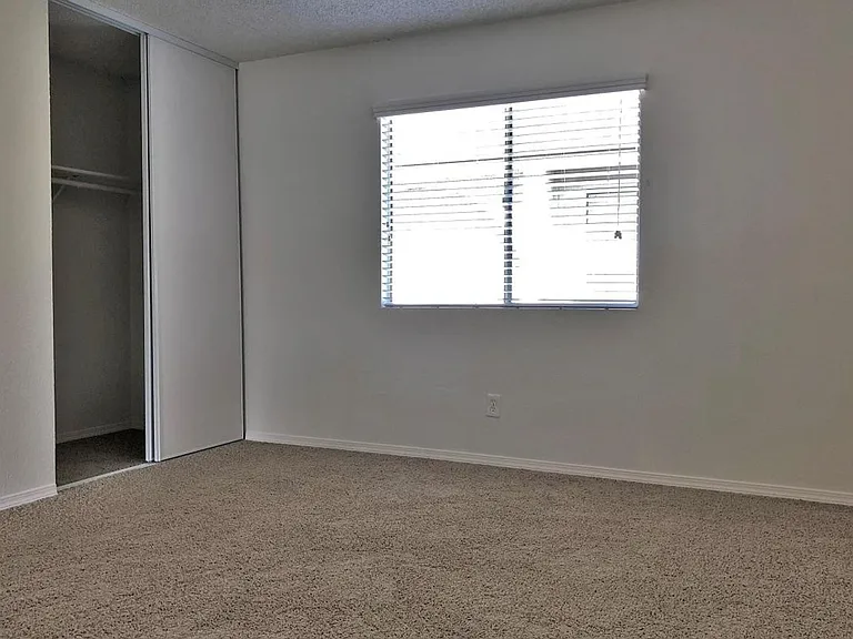 Lamar Garden Townhomes — Photo 38