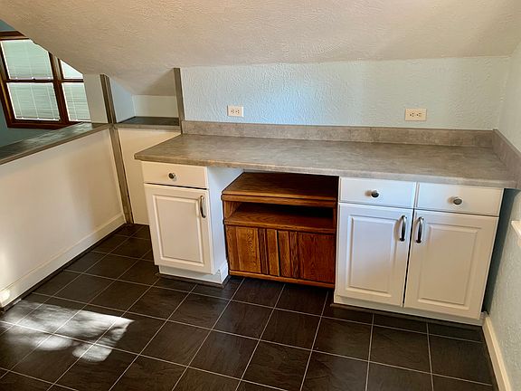2nd image of 307 N Foster Ave #1/2