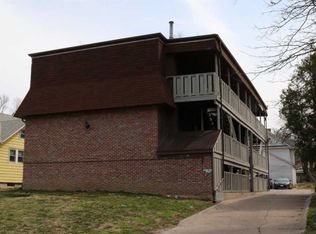 338 S 26th St, Lincoln, NE 68510