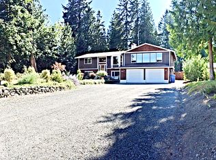 4102 Lakeridge Dr E, Lake Tapps, WA 98391