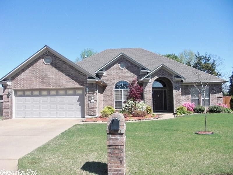 1st image of 1330 Clarence Dr