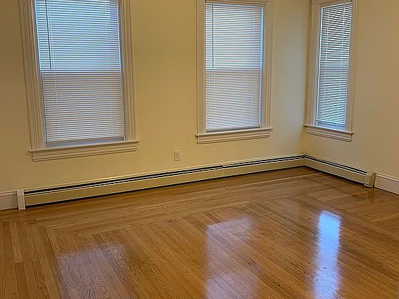 1st floor bedroom#2