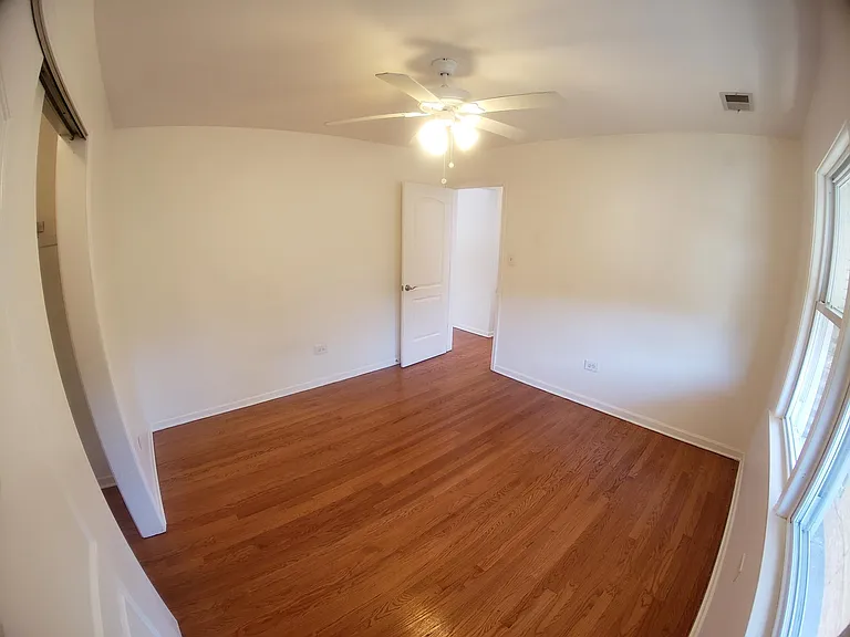 6510 W Higgins Ave #2 — Photo 15