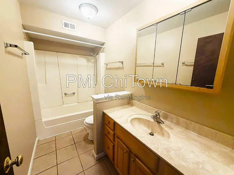 1472 Carol Ct #2A — Photo 11