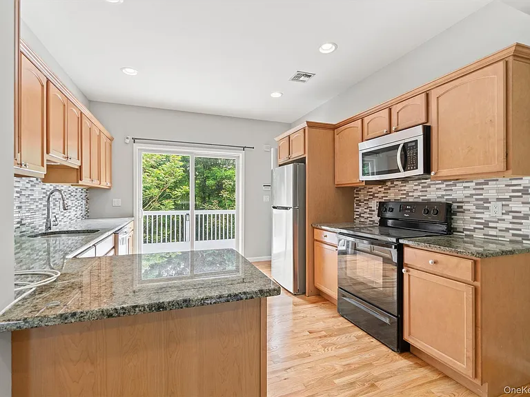 436 Jessup Rd — Photo 12