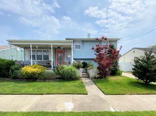 415 N Burghley Ave, Ventnor, NJ 08406