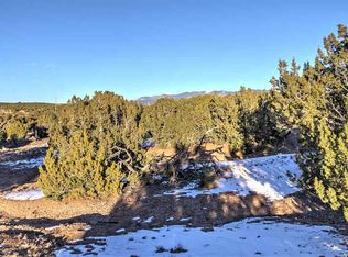 521 Camino Tres Arroyos, Santa Fe, NM 87507