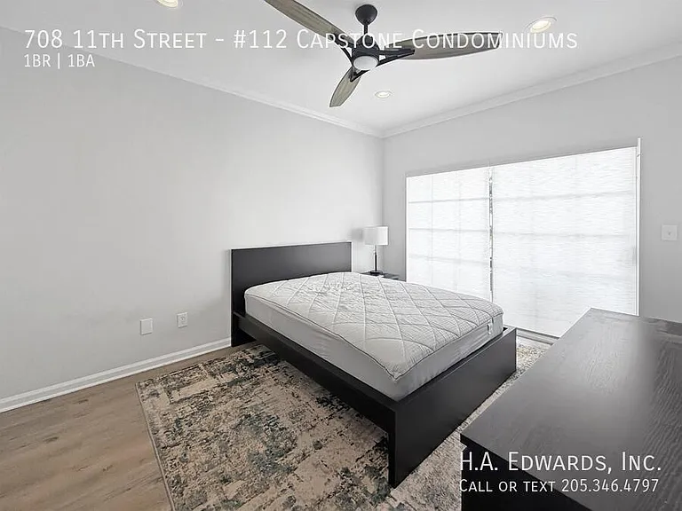 708 11th St #112 — Photo 6