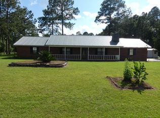 247 Woodlawn Church Rd, Baxley, GA 31513