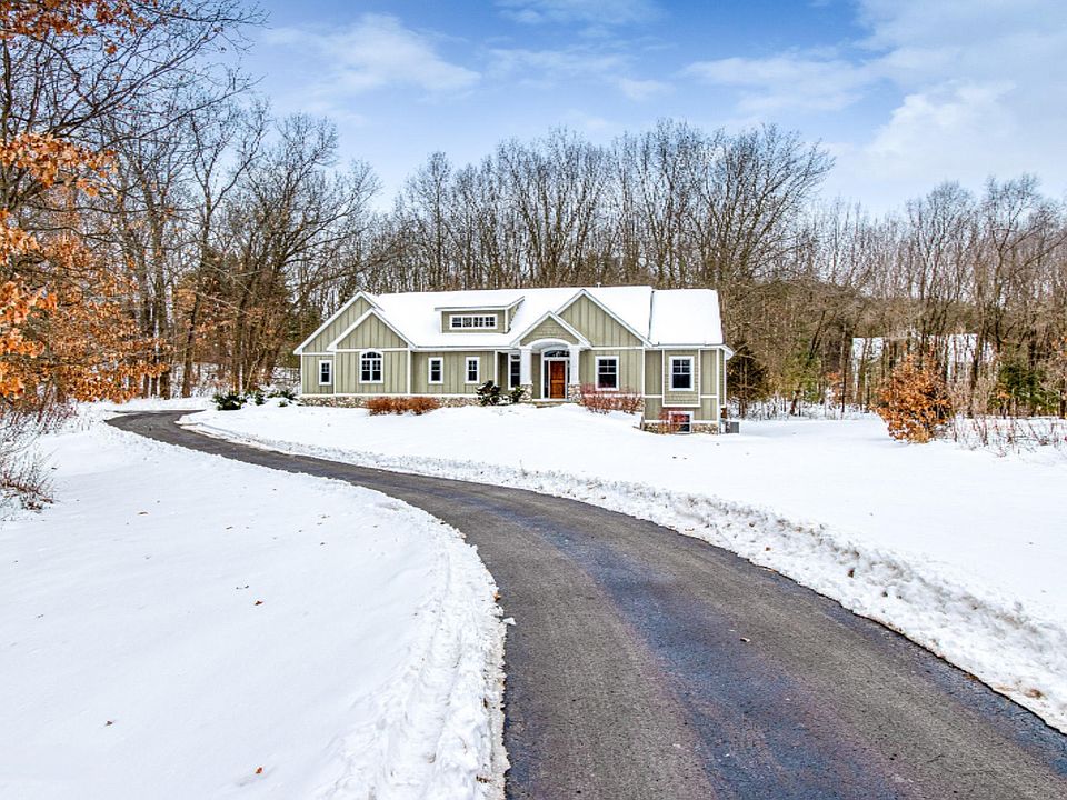 1st image of 12970 Oak Highland Dr #18