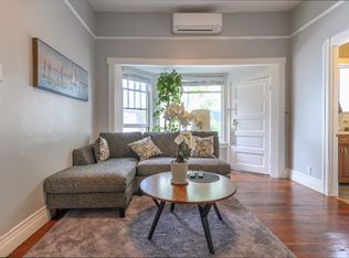 731 S Marengo Ave APT B, Pasadena, CA 91106