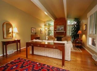 2003 Berkley Rd, Norristown, PA 19403