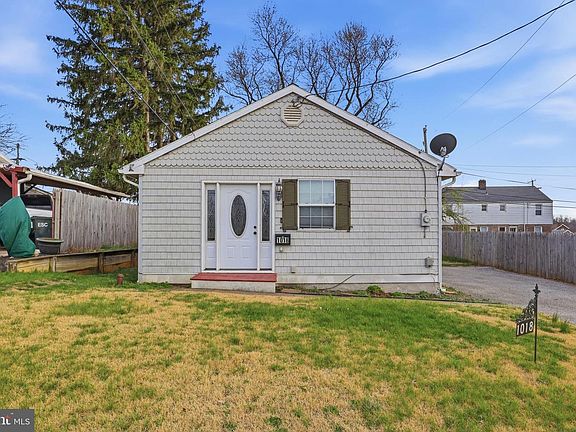 2nd image of 1018 Kelly Dr