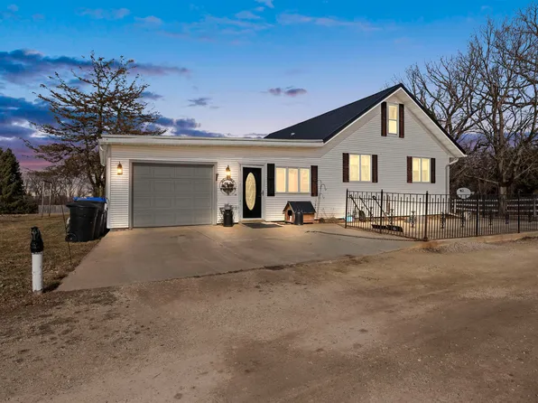 3161 State Road 116, Omro, WI 54963
