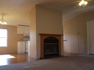 285 Youngs Cove Rd, Candler, NC 28715