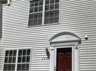 2986 Braxton Wood Ct, Fairfax, VA 22031