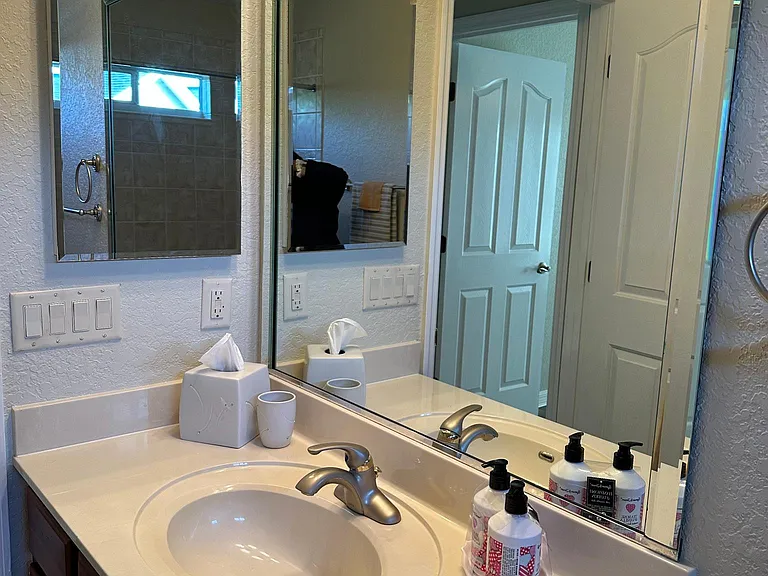 2071 Westchester Way — Photo 35