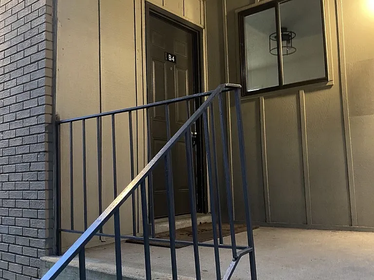 6680 Charlotte Pike #B4 — Photo 1
