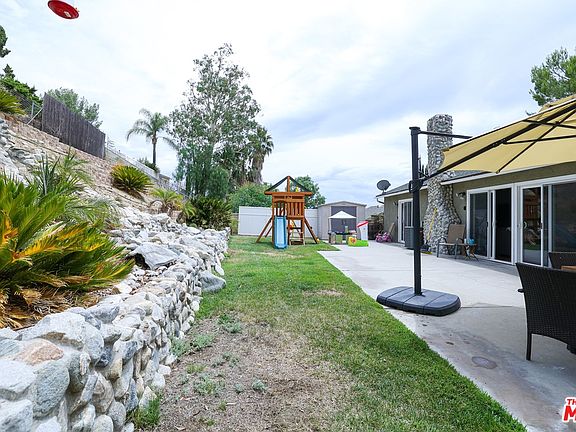 3rd image of 23119 Cuervo Dr