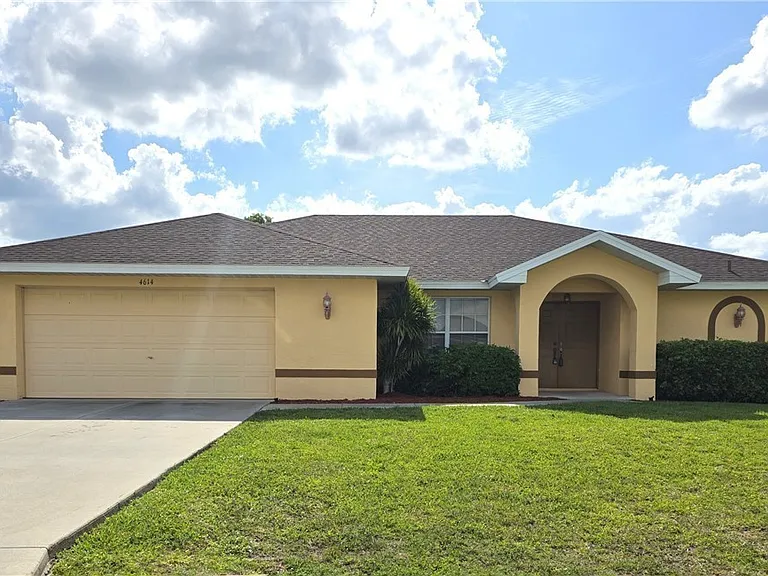 4614 SW 9th Pl — Photo 34