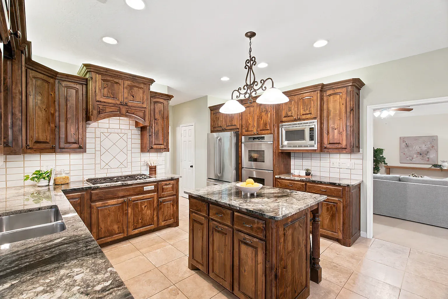 905 Silverthorne Trl — Photo 4