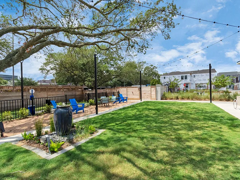 1526 Parkland Oak Dr — Photo 42