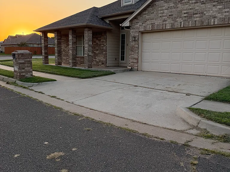 12017 Garden Ct — Photo 1