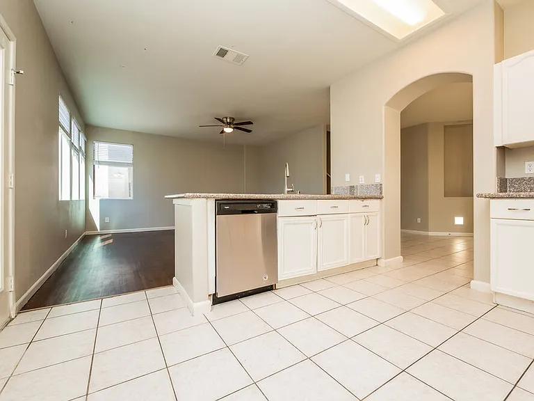7637 Donald Nelson Ave — Photo 8