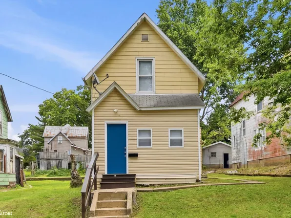 402 May Ave, Burlington, IA 52601