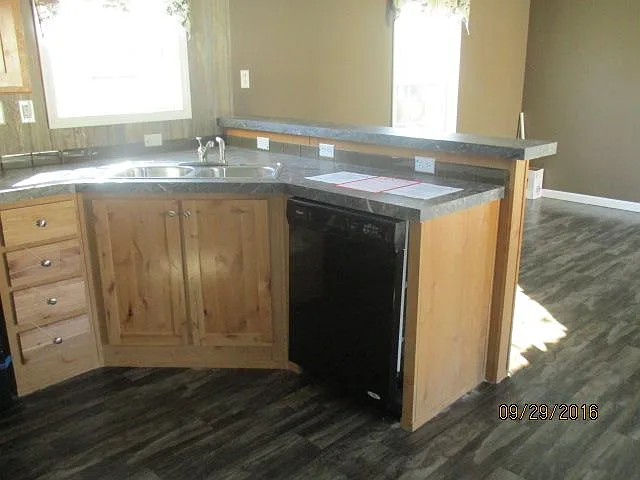 Arbor Springs — Photo 11