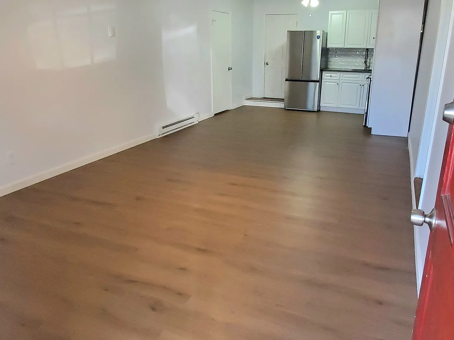2 bed, 650 sqft, $1,900 — Photo 4