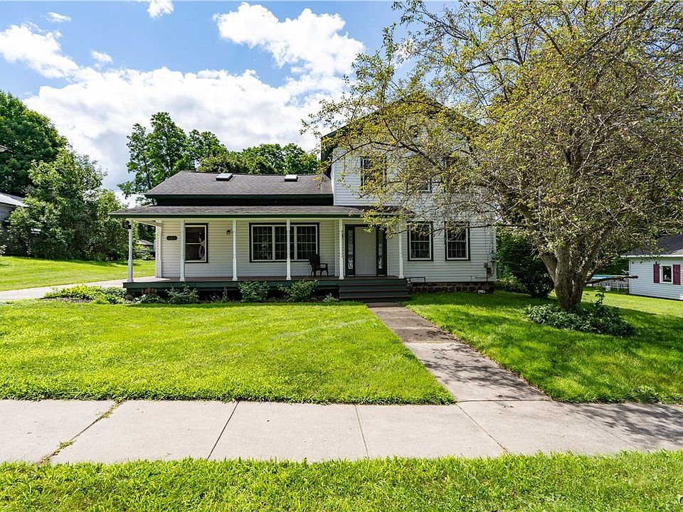 1st image of 105 Lilac Park Dr