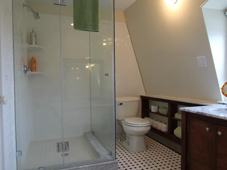 82 Thames St #3 — Photo 7