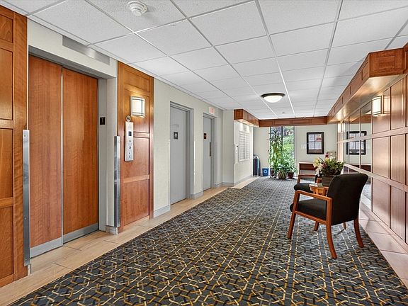 4th image of 1500 Worcester Rd #308