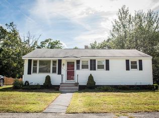 8 Newport Dr, Billerica, MA 01821