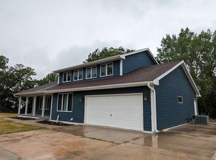 20359 Monument Rd, Crescent, IA 51526
