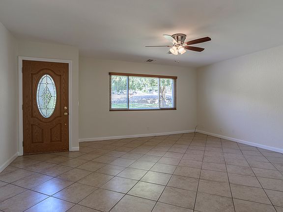 2nd image of 13857 Eisenhower Ave