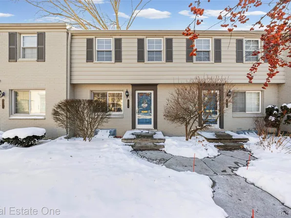 1675 Graefield Rd, Birmingham, MI 48009